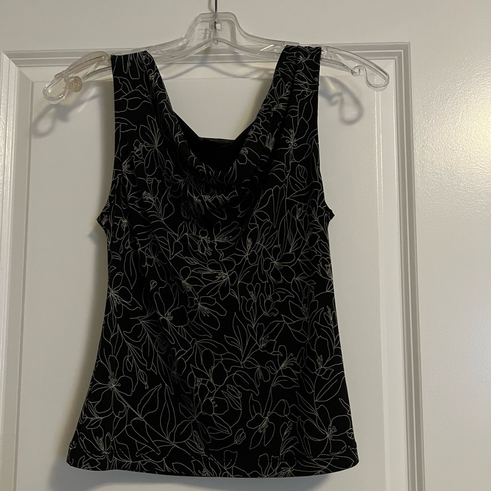 BCBG top